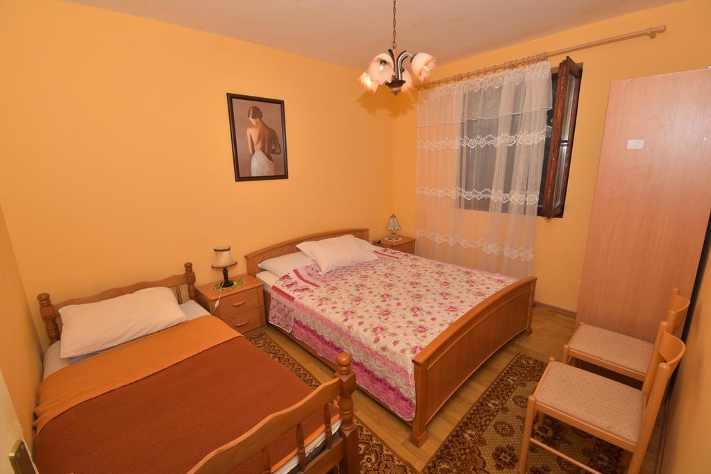 Apartments Biga Donji Morinj Zimmer foto